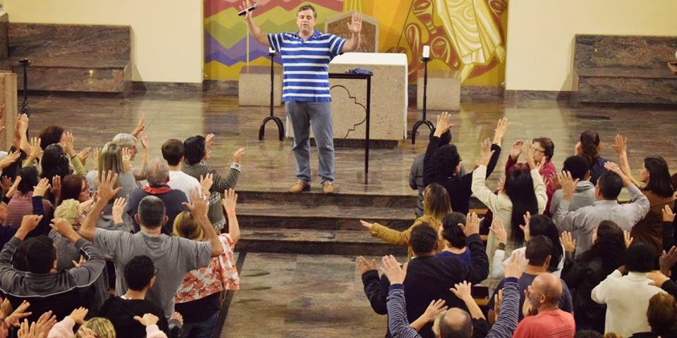 35923199_1963050723769242_6336973466402553856_n