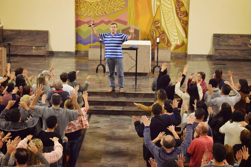 35923199_1963050723769242_6336973466402553856_n