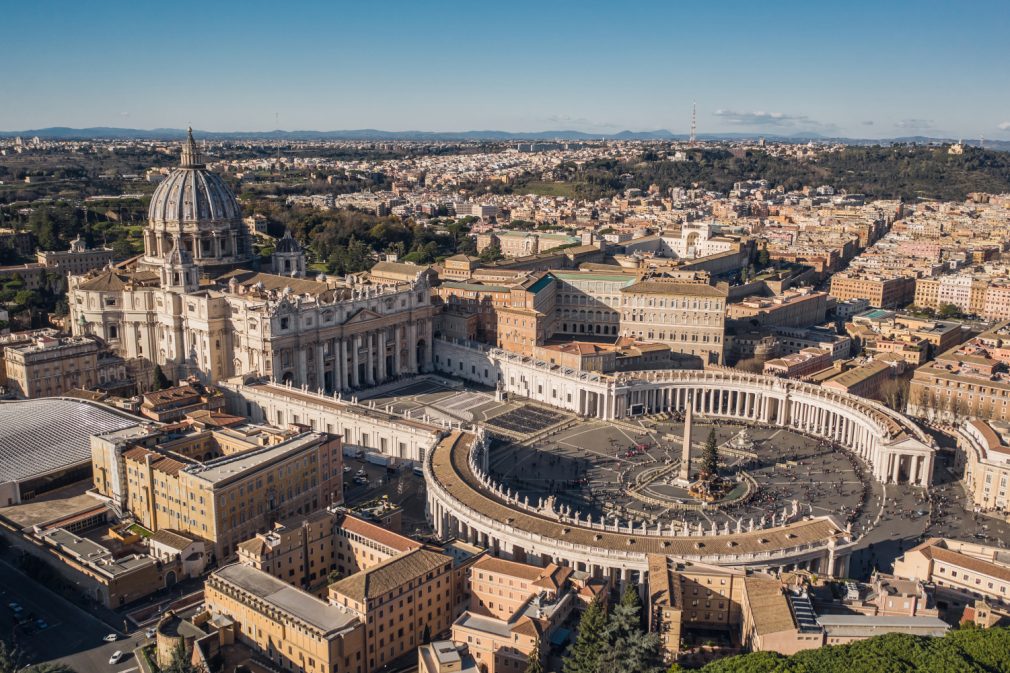 Aerial,View,Of,St.,Peter’s,Basilica,And,St.,Peter’s,Square