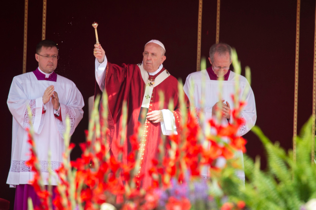 POPE FRANCIS – PENTECOST MASS