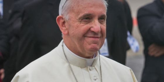 Papa Francisco sorrindo