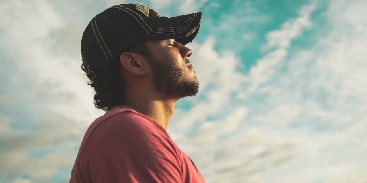 meditacao (1) Homem meditando