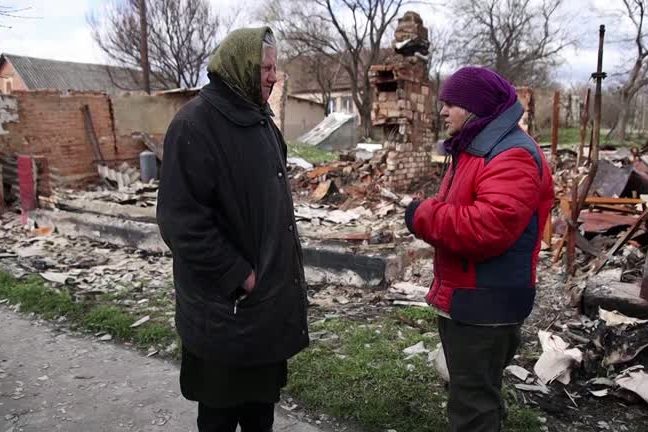 Behind enemy lines, Ukrainian grandmother survives Russian occupation with her chickens
