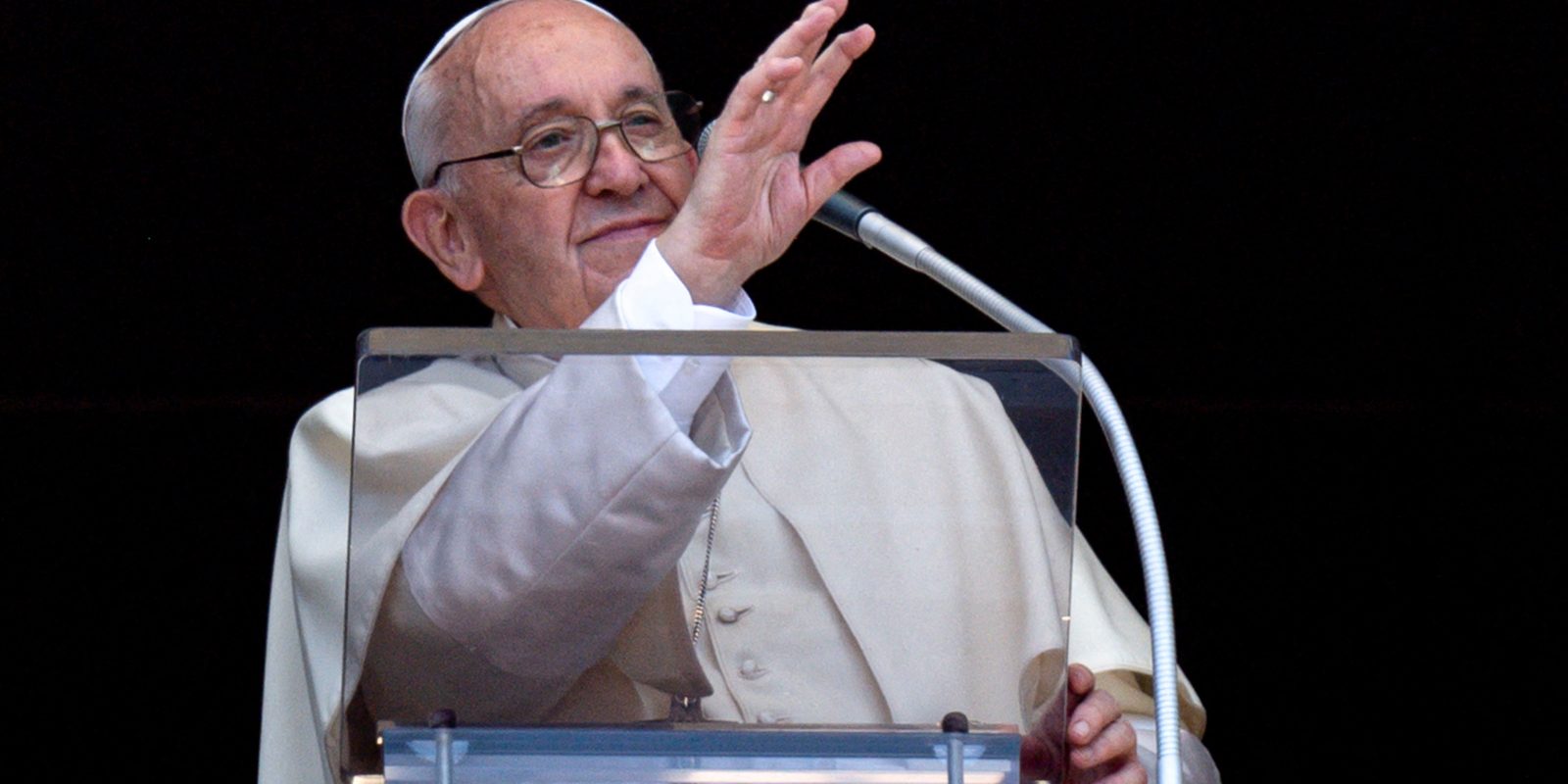 Pope Francis leads Angelus prayer