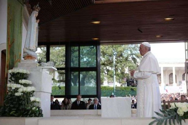 Papa-Francisco-visita-Portugal-e-santuario-de-Fatima_Santuario-de-Fatima