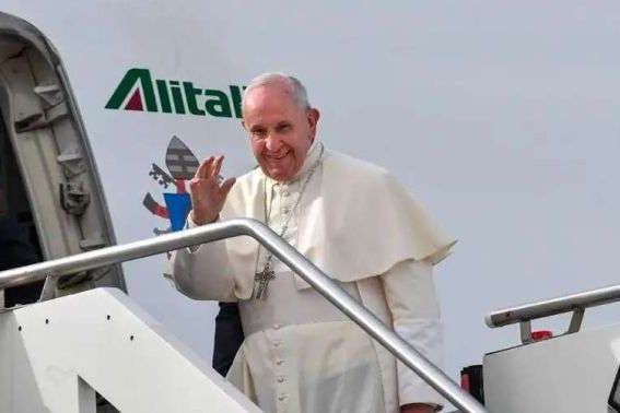 PapaFranciscoViajeEmiratos_VaticanMedia_03022019