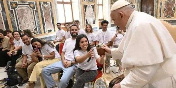 Papa_joCC81venes_argentinos