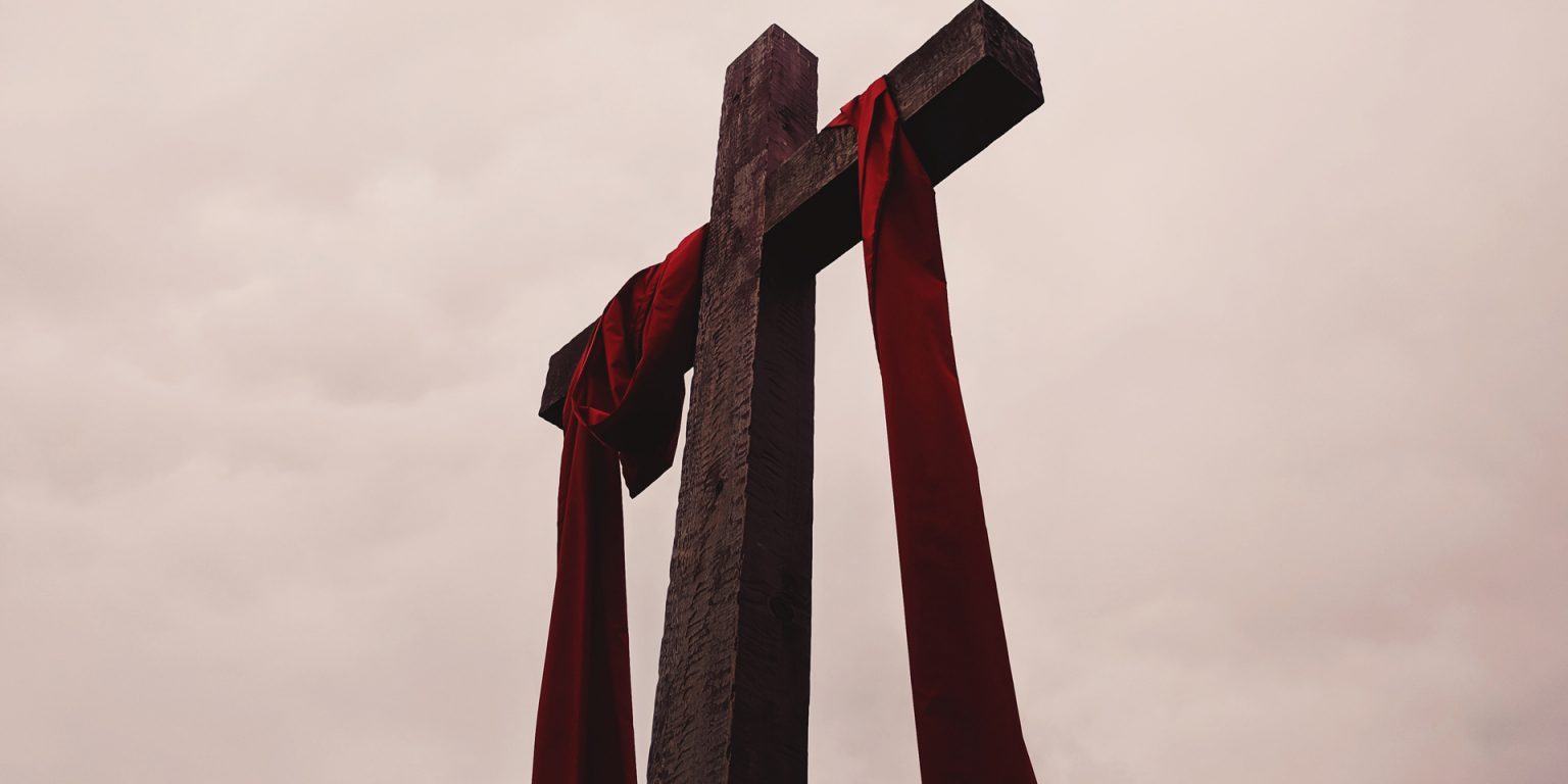 cruz-martirio-novos-martires-Foto-de-Alicia-Quan-na-Unsplash-1536×864