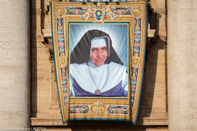 amoct1319-pope-francis-canonization-oct-132019-antoine-mekary-aleteia-am_7016