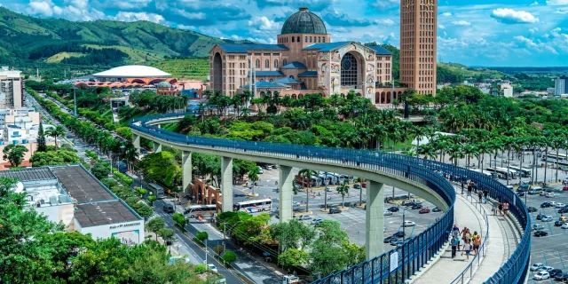 shutterstock_2233339537