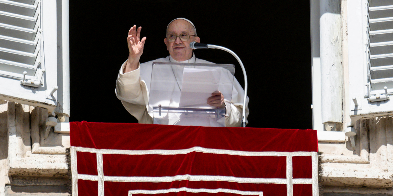 papa-francisco-todos-os-santos_Vatican-Media_Handout-via-REUTERS-1536×864