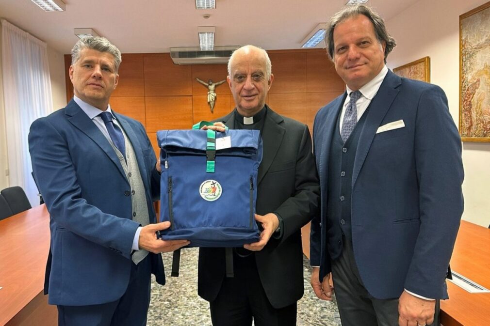 Jubileu_2025_Mochila_Peregrino-1536×864