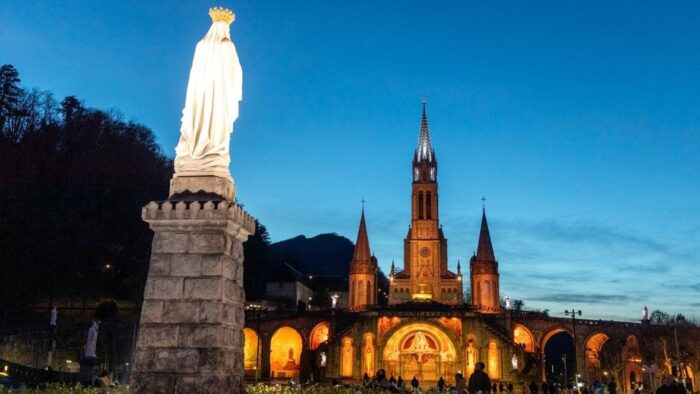 cq5dam.thumbnail.cropped.1000.563
