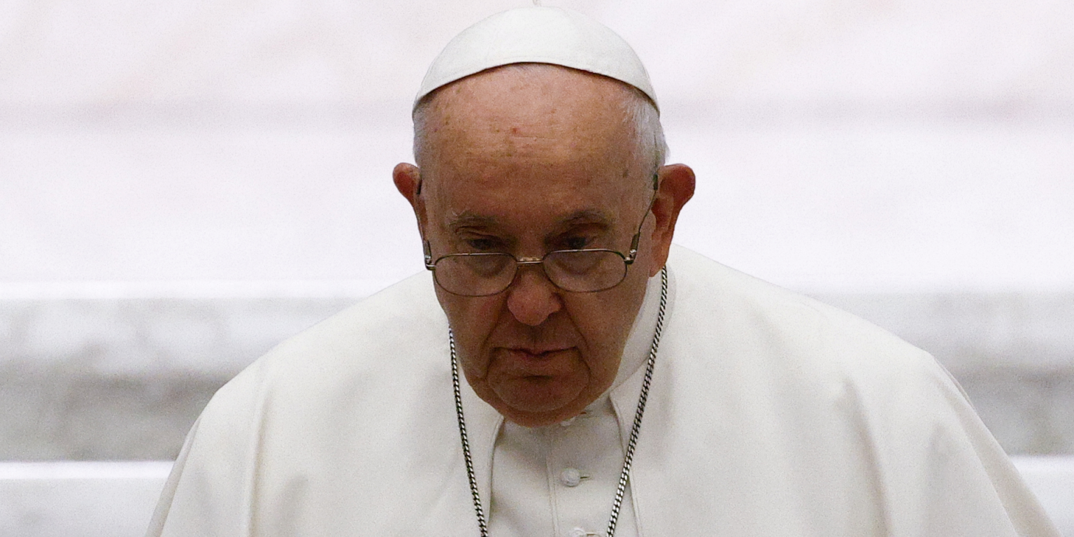 papa-francisco-serio-triste-sinodo-sinodalidade-_-foto-REUTERS-Gugliemo-Mangiapane-1536×864