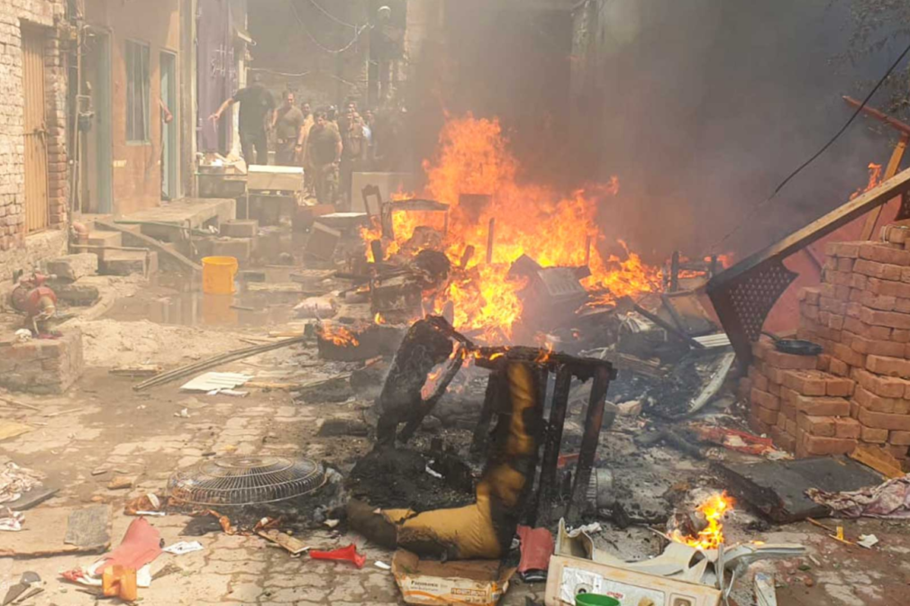 ataque-a-igrejas-paquistao-incendio-_-foto-reproducao-acn-brasil-1536×864