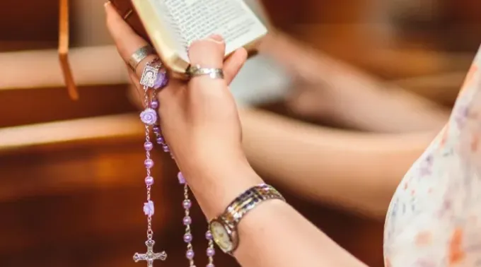 mujer-catolica-07032024