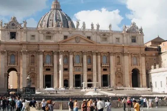 vaticano-eduardo-berdejo-040424