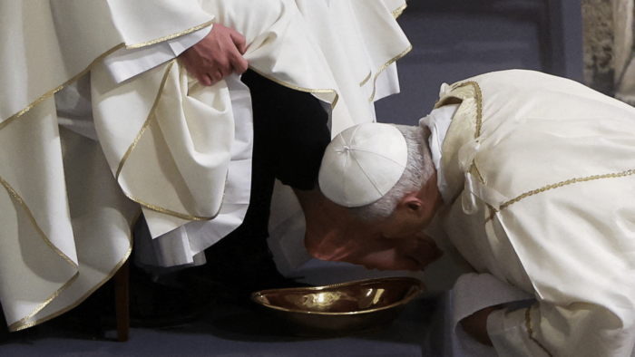 leao-xiv-missa-lava-pes-reutersvincenzo-livieri-1536×864