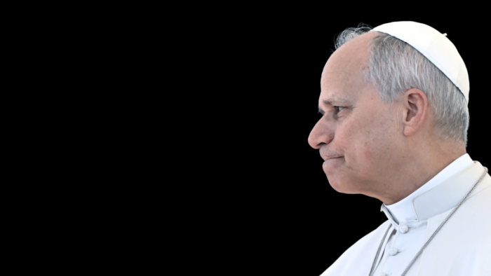 papa-riquezas-concentradas-nas-maos-de-poucos-e-uma-situacao-injusta-1536×864