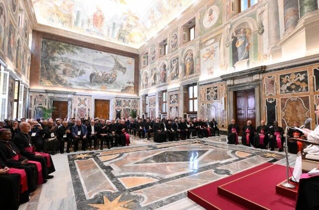 O Papa: promover uma espiritualidade missionária cada vez mais fervorosa