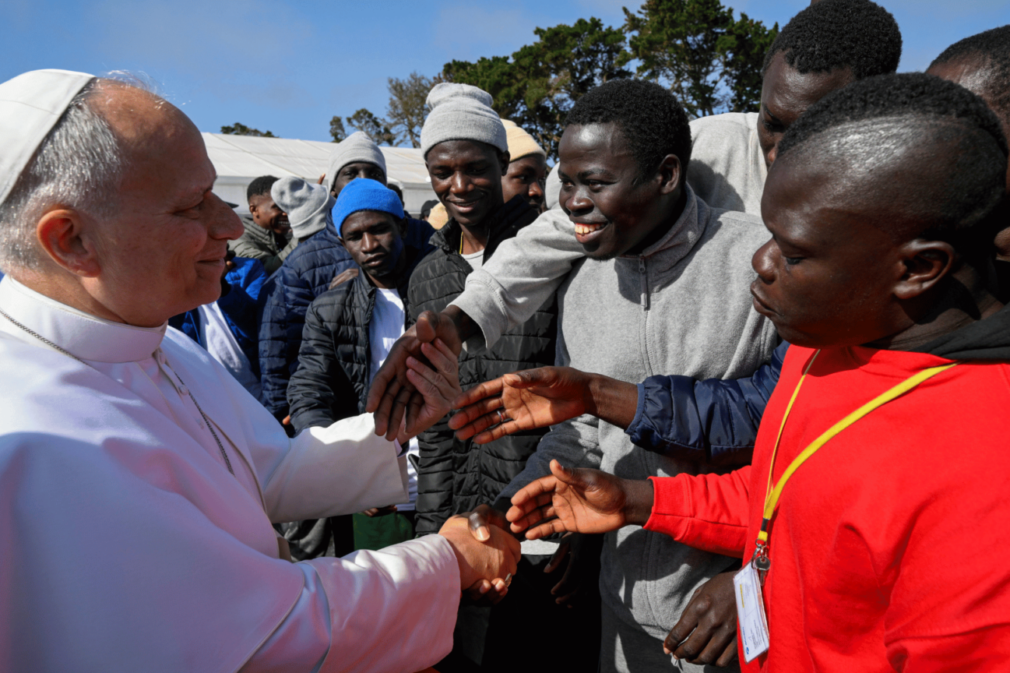 papa-migrantes-la-raices-tenerife-espanha-vatican-mediacppipasipa-usa-via-reuters-connect-1536×864