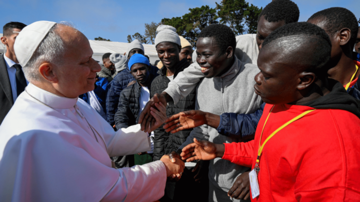 papa-migrantes-la-raices-tenerife-espanha-vatican-mediacppipasipa-usa-via-reuters-connect-1536×864
