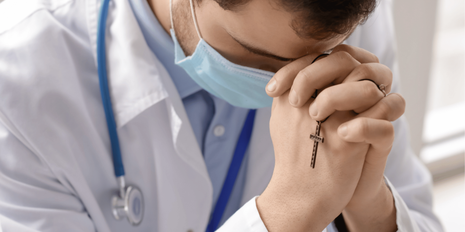 medico-catolico-_-foto-canva-1536×864