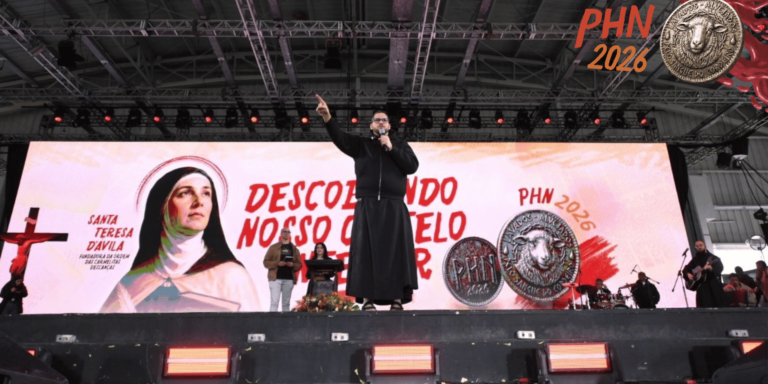 padre-ailton-durante-pregacao-no-phn-2026_daniel-xavier-768×432