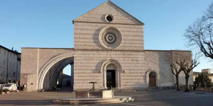 BasilicaSantaClara_Foto_YouTube