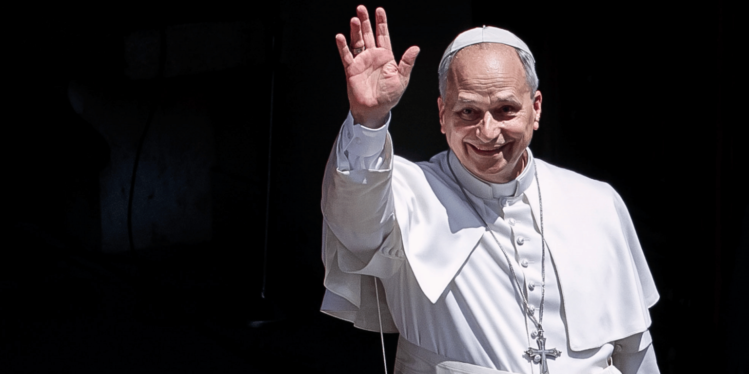 papa-leao-xiv-acenando-castel-gandolfo_maria-grazia-picciarella-sopa-via-reuters–1536×864
