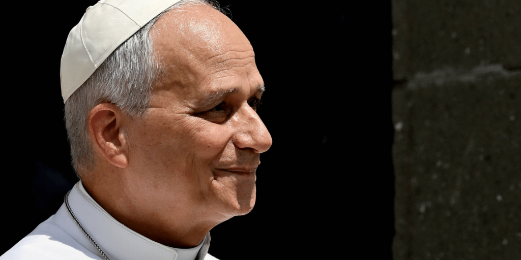 papa-leao-xiv_foto-neutra-agosto_imagocatholicpressphoto-via-reuters-1024×576