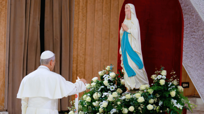 papa-e-a-imagem-de-nossa-senhora_massimo-valicchia-via-reuters-1536×864